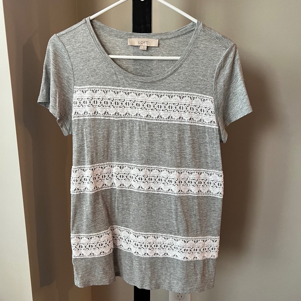 LOFT Lace Stripe Gray Short Sleeve T-Shirt - S